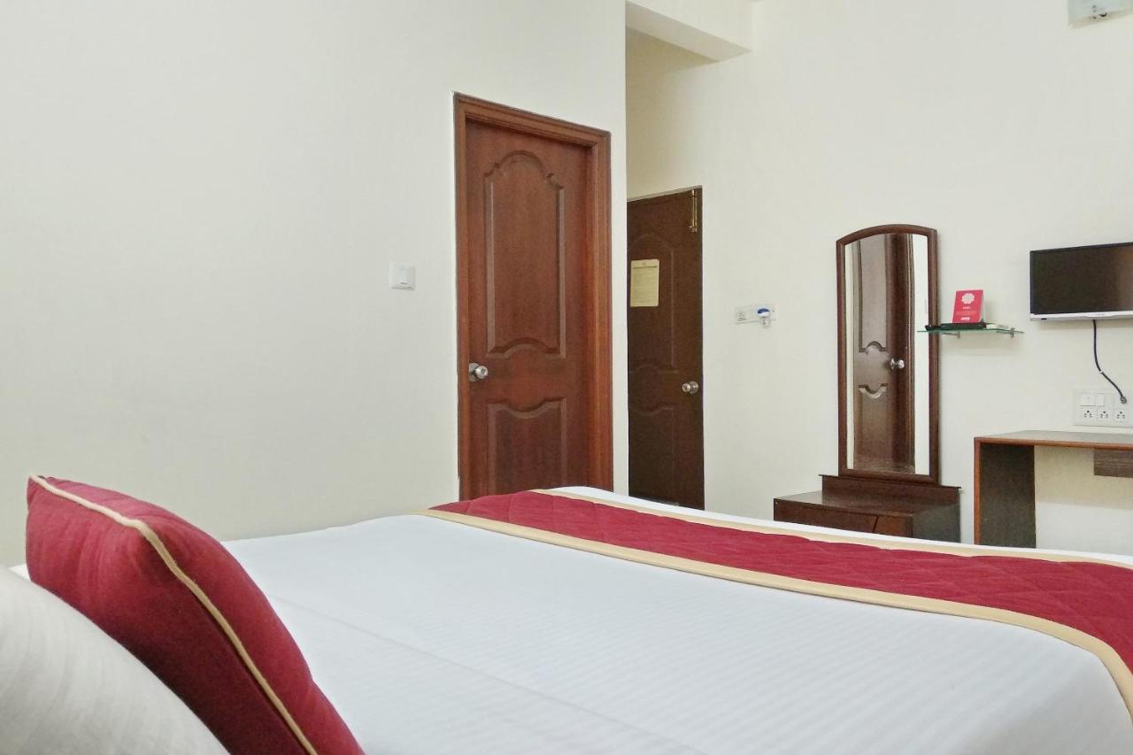 Super Oyo Capital O Premium Hotel Victoria Heights Near Sri Someshwara Swami Temple Bengalúr Exteriér fotografie