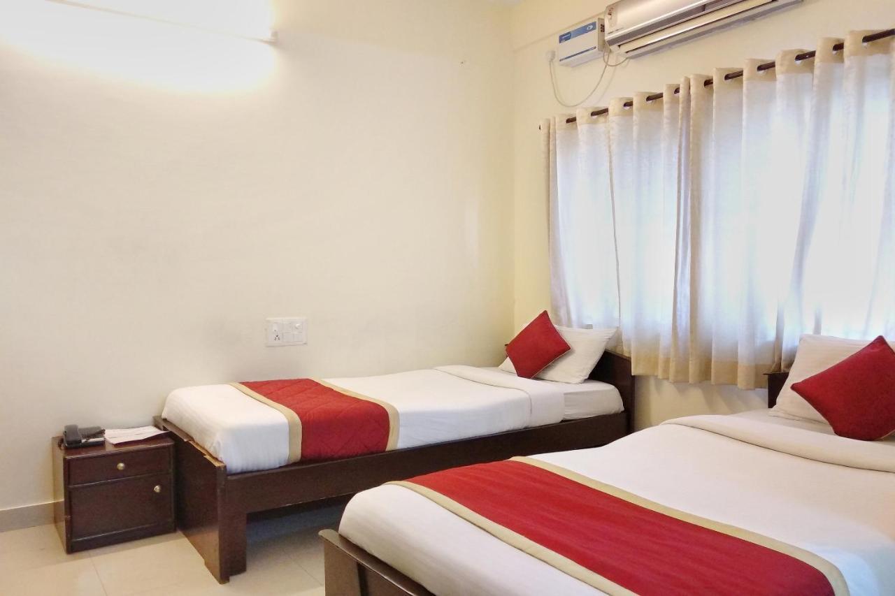 Super Oyo Capital O Premium Hotel Victoria Heights Near Sri Someshwara Swami Temple Bengalúr Exteriér fotografie